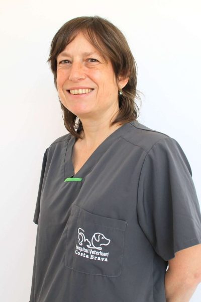 Bravavet-PatriciaMontoliu Patricia Montoliu veterinaria Neurologia Hospital Veterinari Costa Brava